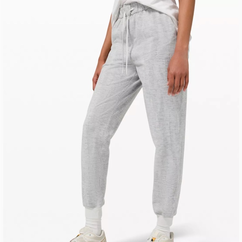 Stretch high rise jogger